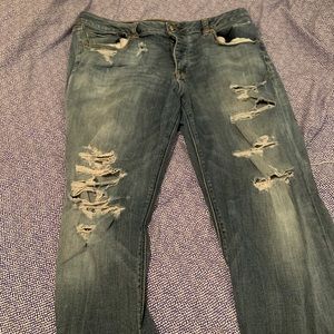 American Eagle Tomgirl distressed jeans, size 14
